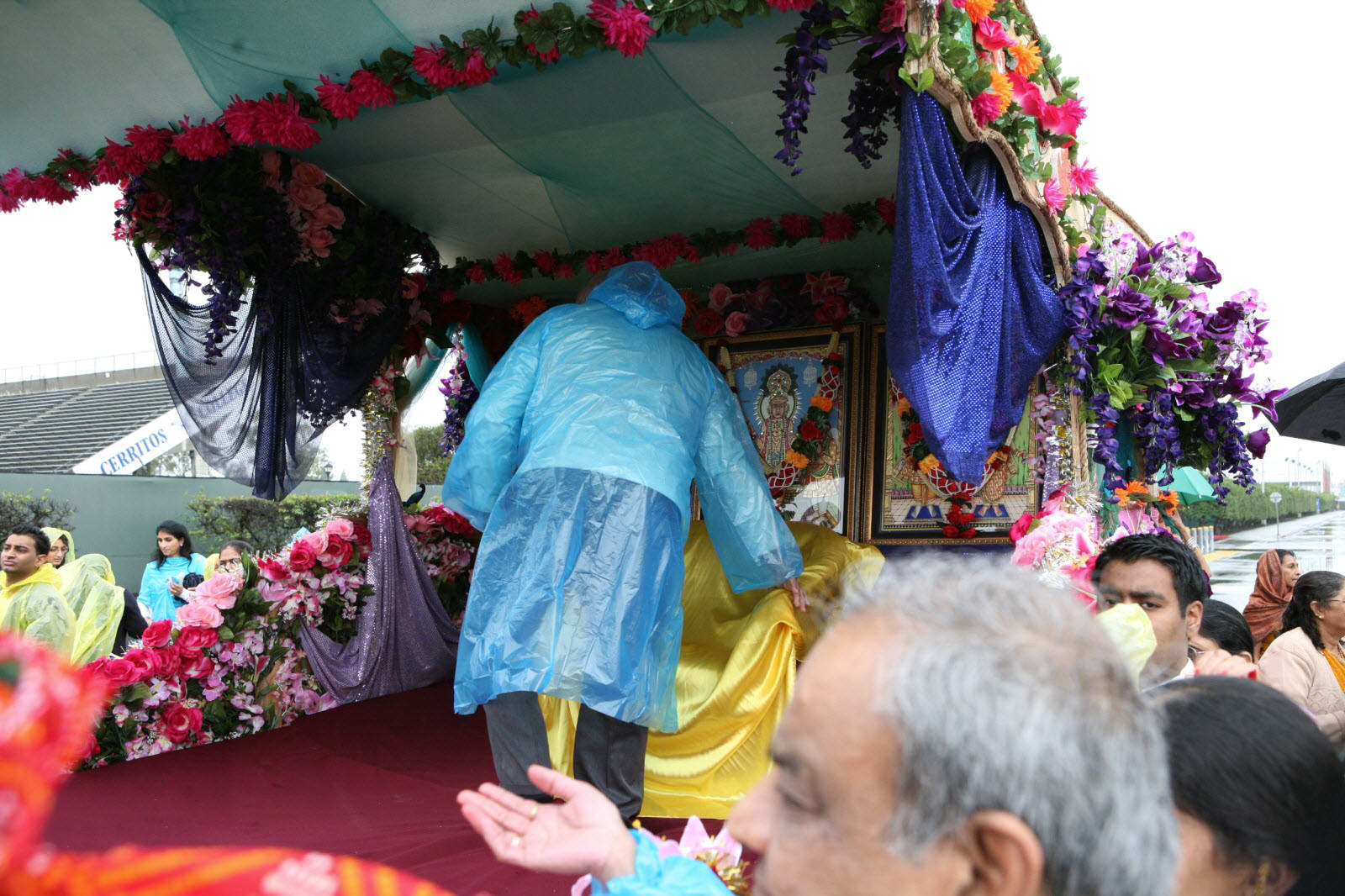 02 - Shobhayatra